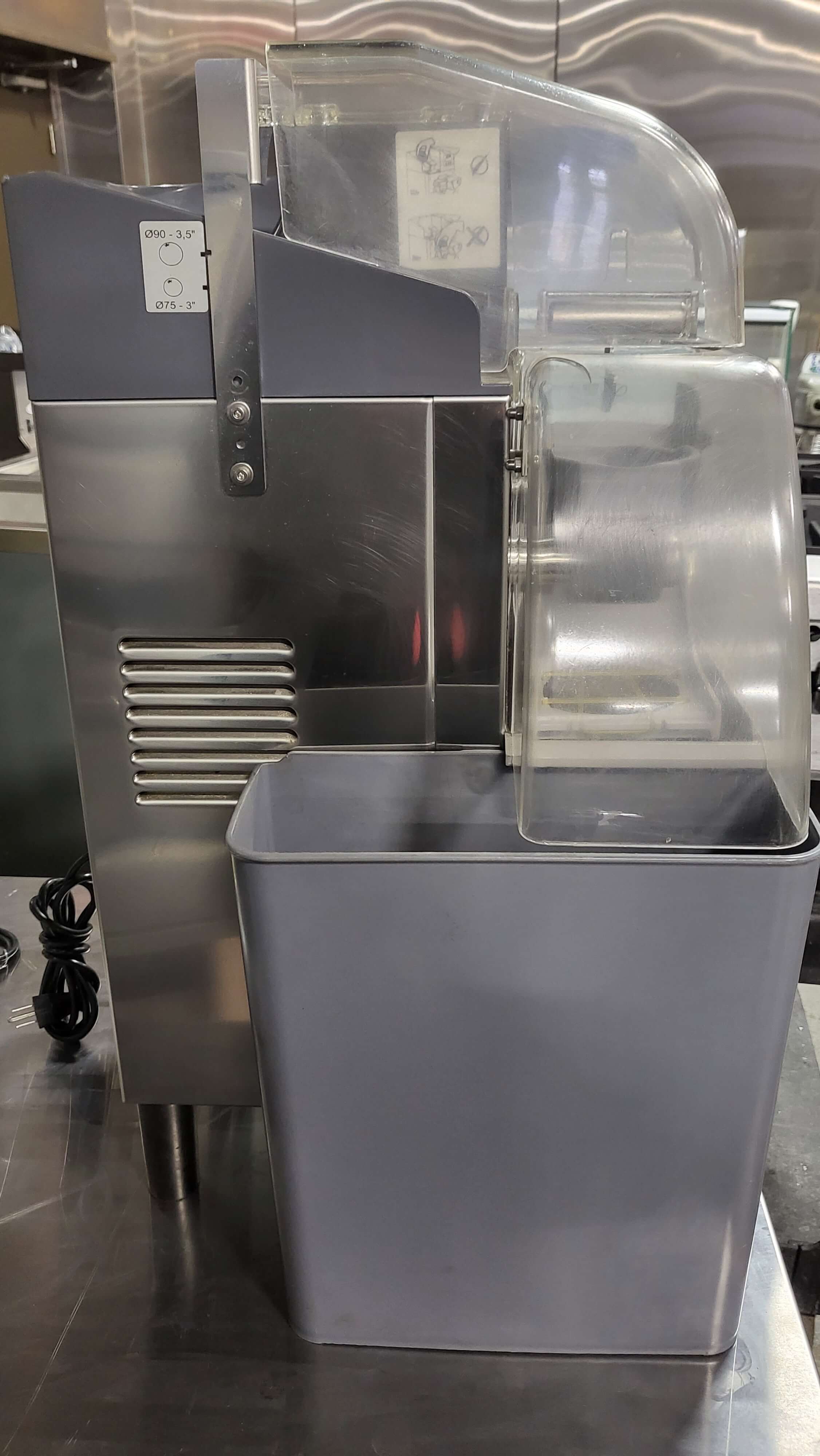 Zummo Z1C Automatic Juicer