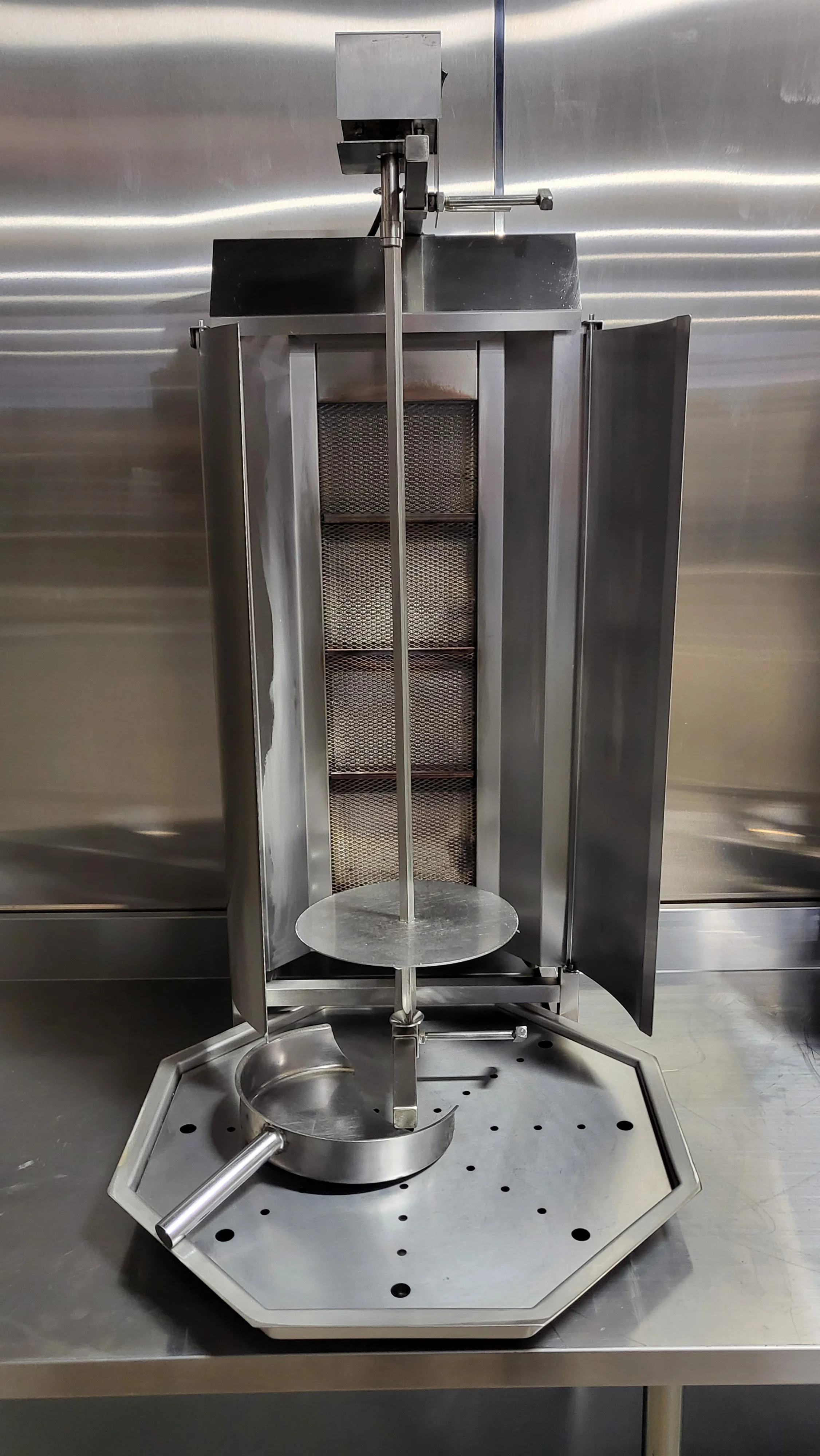 Axis AX-VB4 Vertical Broiler