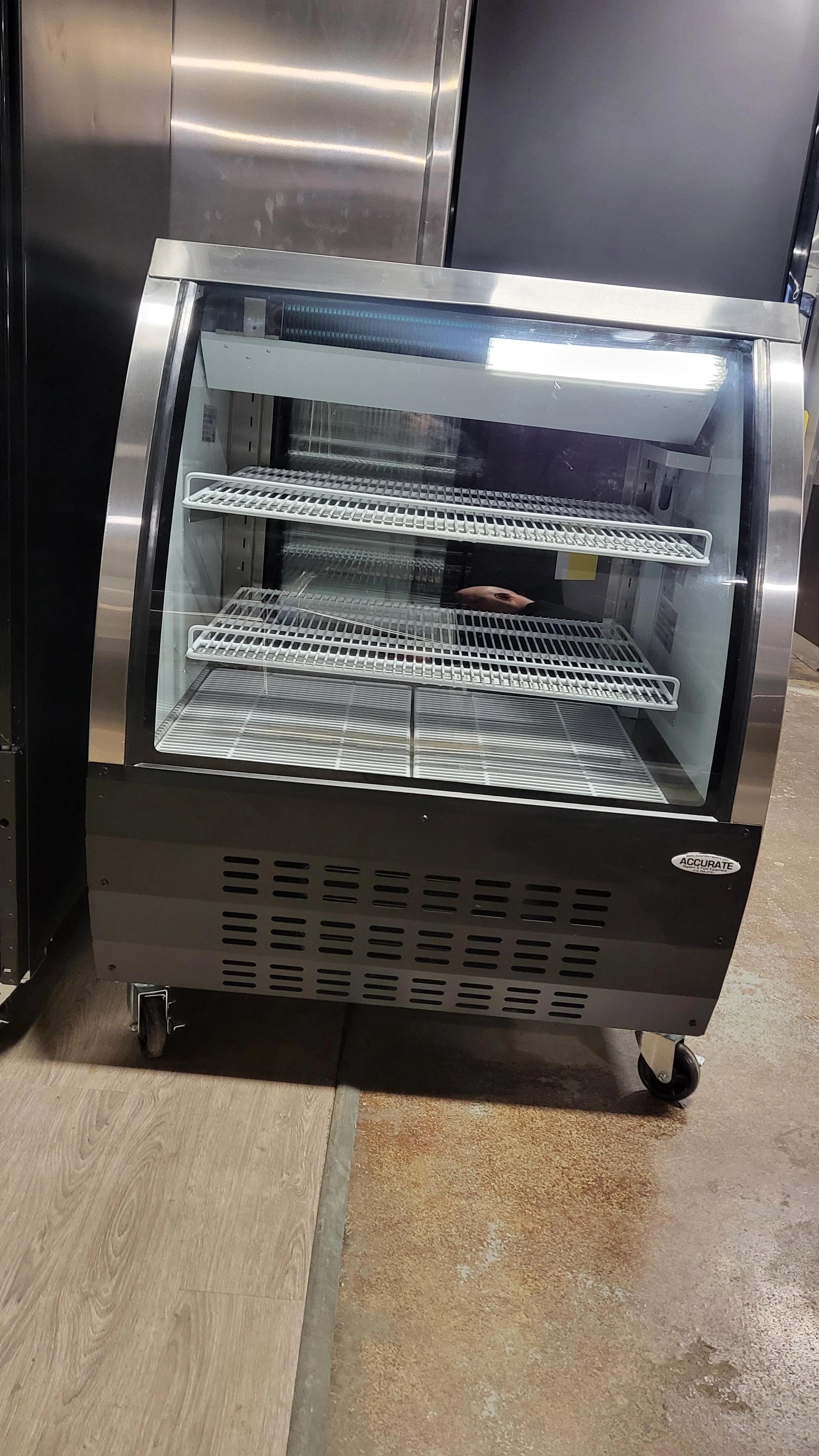 Omcan DC92-HC-BK Glass Refrigerated Display Case
