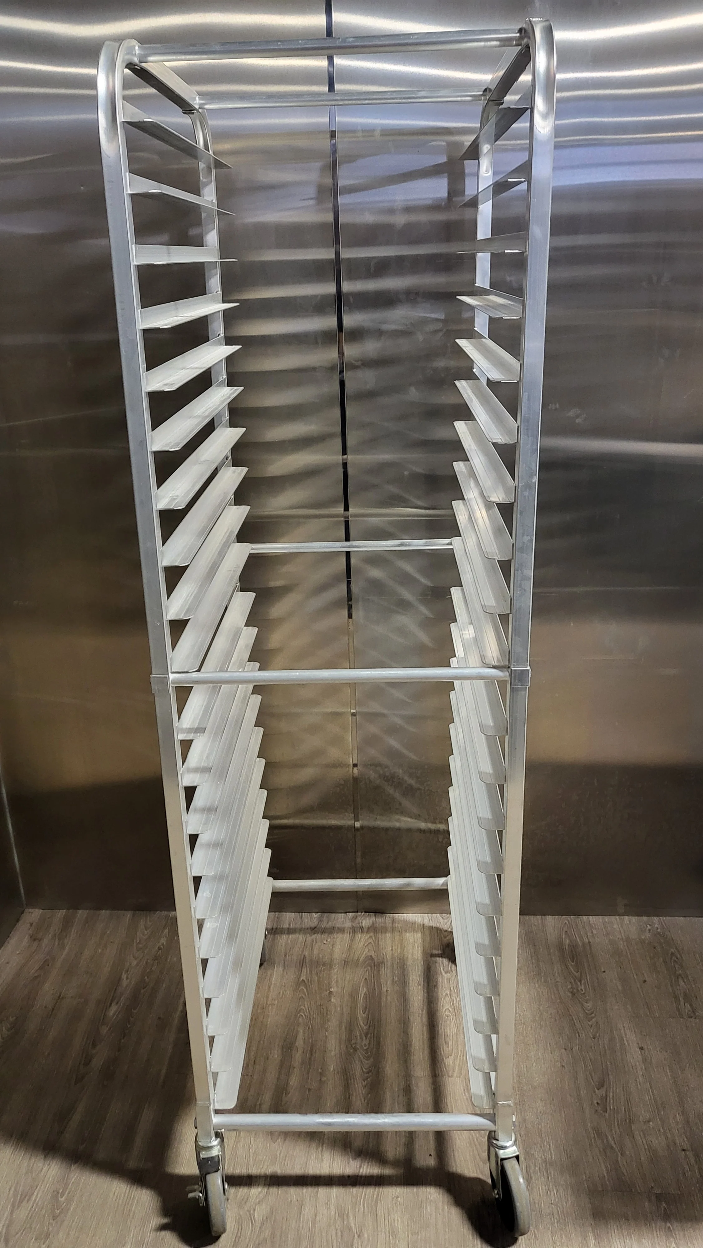 Omcan 13506 Aluminium 20 Bun / Sheet Pan Rack