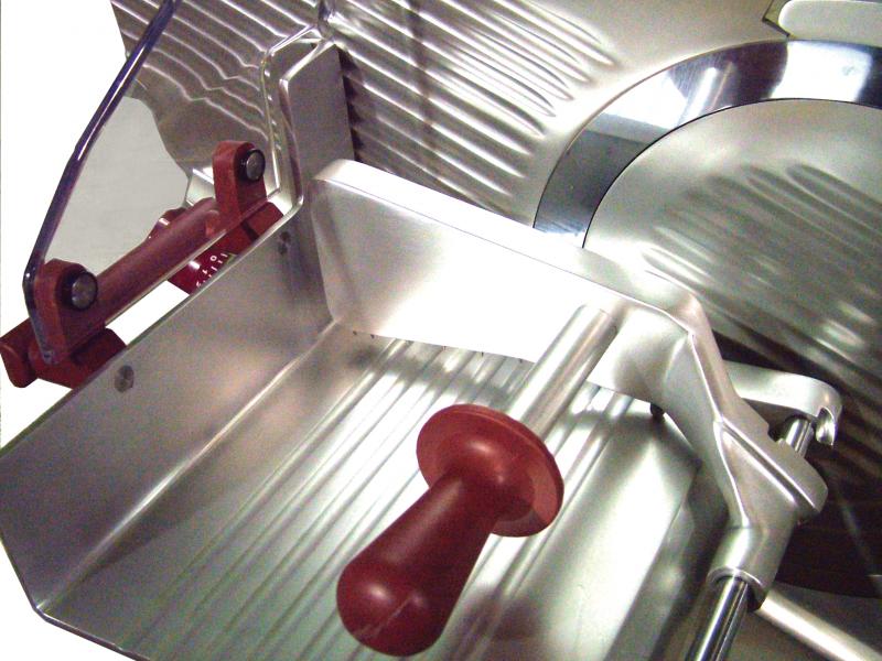 Omas 13″ Gear-Driven Heavy-Duty Slicer | Trento – 0.47 HP, 120 V Omas 13″ Gear-Driven Heavy-Duty Slicer | Trento – 0.47 HP, 120 V - 3
