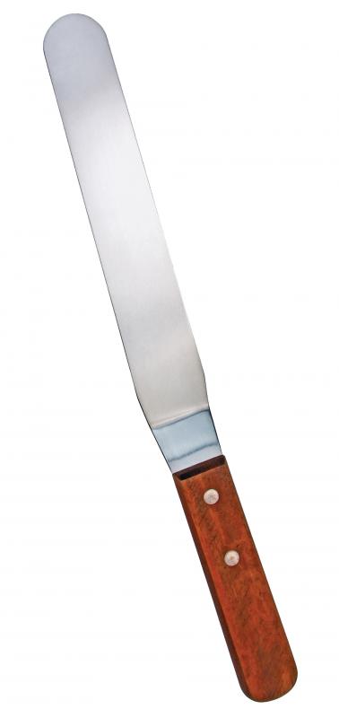 Omcan Stainless Steel Offset Baking / Icing Spatula with blade and Plastic Handle — Size: 8 1/2" x 1 1/2" / Color: Wood / Blade Size: 1 1/2"