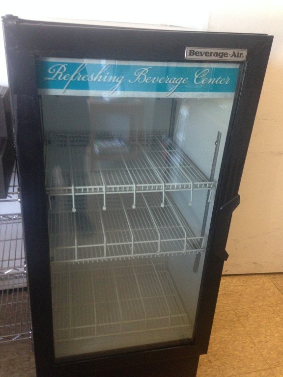 Beverage Air CT96Y Refrigerated Merchandiser
