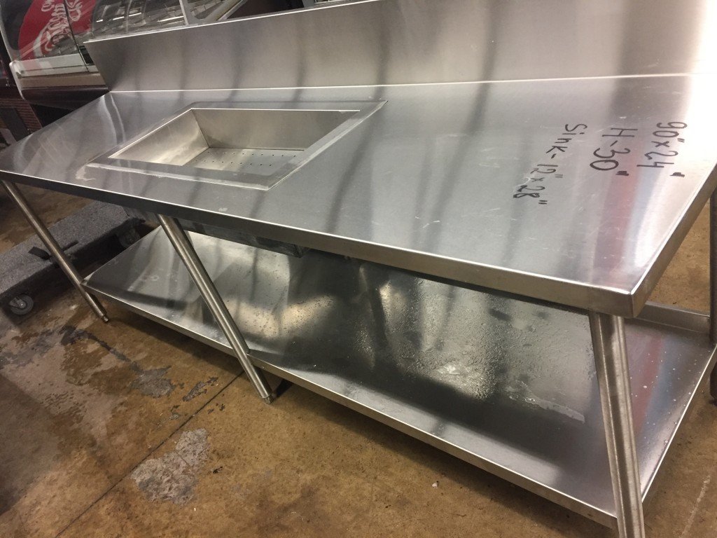 Commercial professional-grade Stainless Steel Table With Insulated Ice Well Box