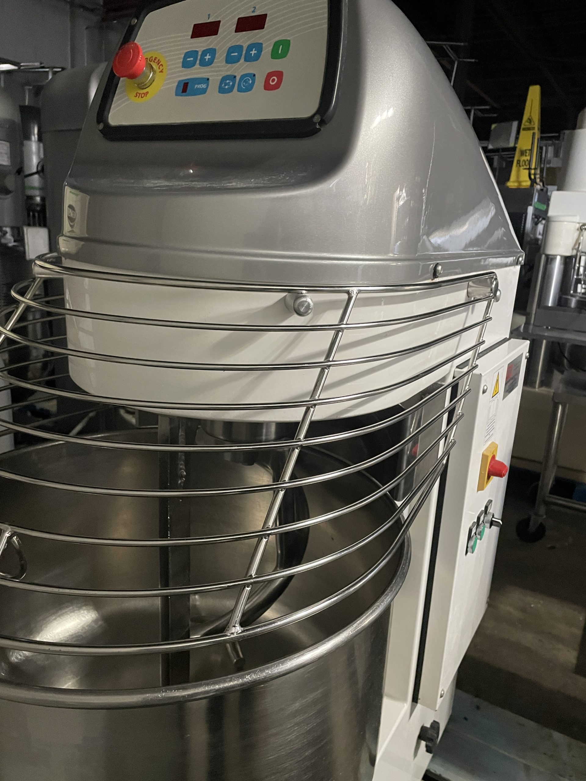 Esmach 70 Pound Spiral Mixer