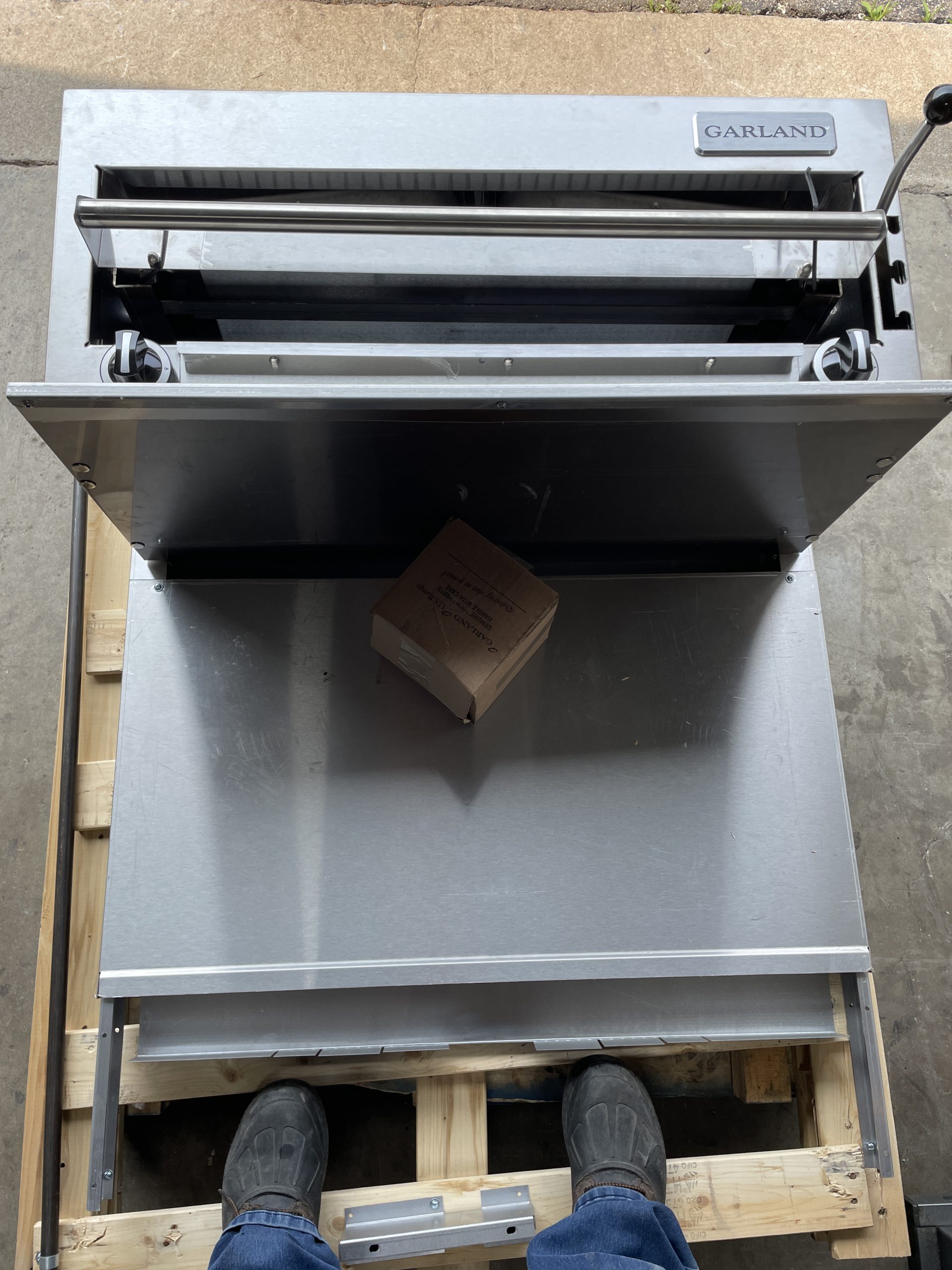 Garland GIR36 Natural Gas Range Mount Salamander Broiler