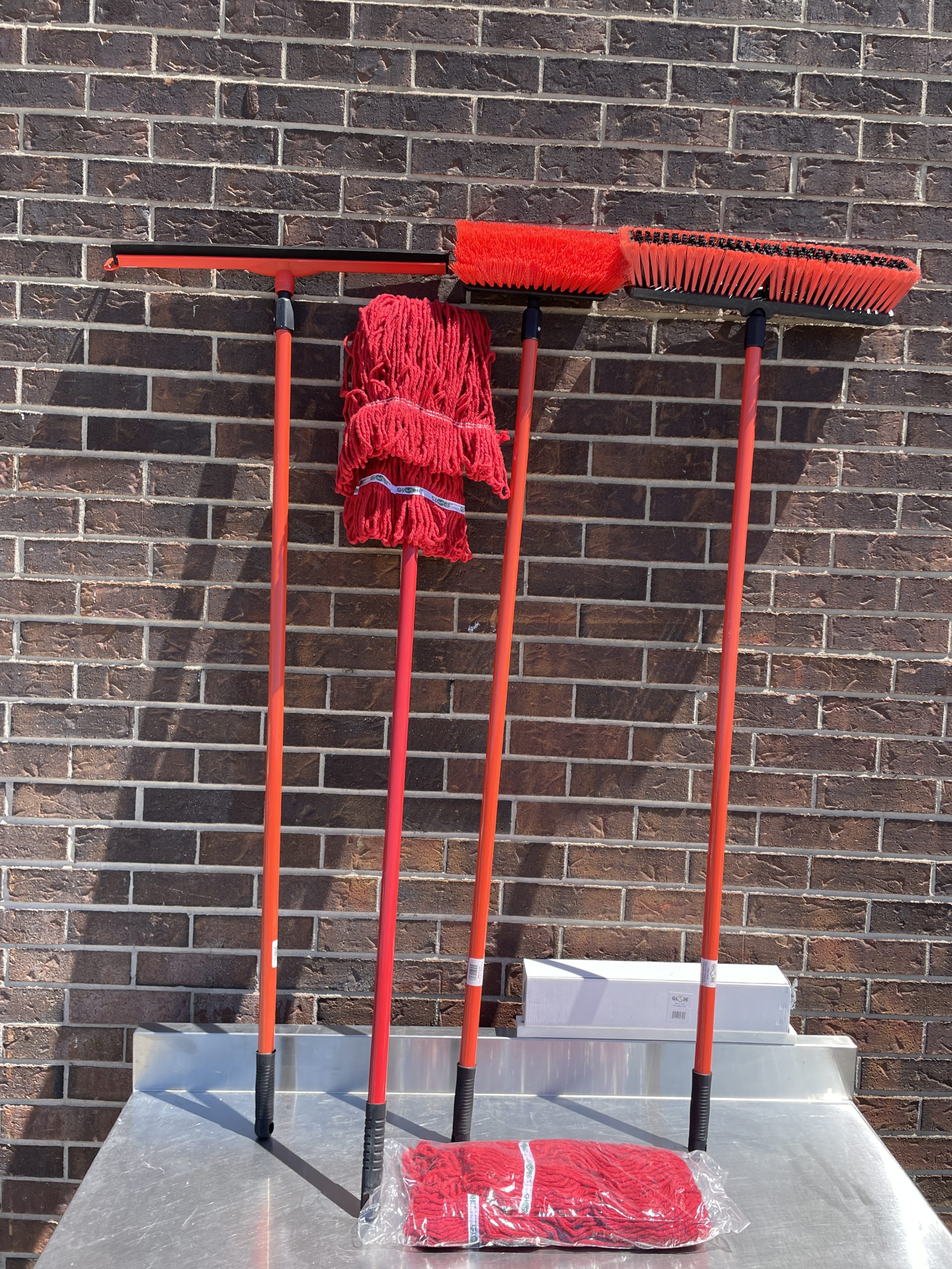 Globe 11 Piece Cleaning Tool Kit with Holder