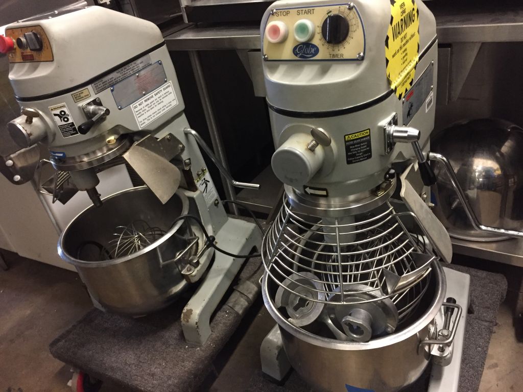 Globe SP25 Planetary Mixer – Bench Model