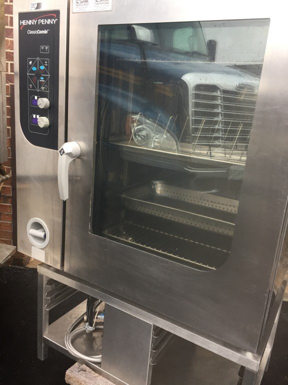 Henny Penny ECC111 Classic Combi Oven