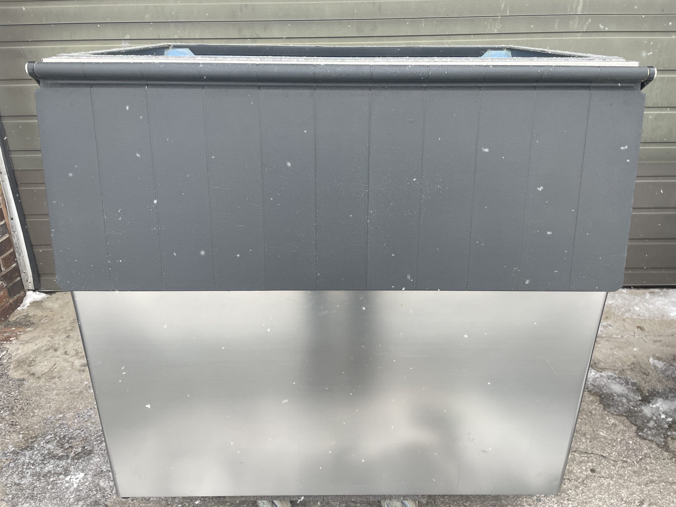 Hoshizaki B-700PF 44″ Ice Storage Bin