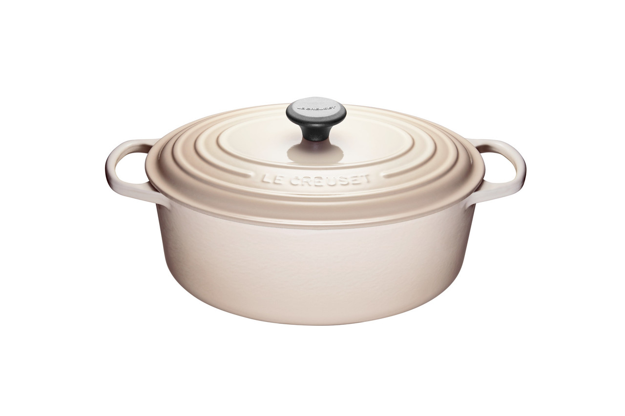 Le Creuset - 6.3 L (6.5 Qt) Meringue Oval French Oven