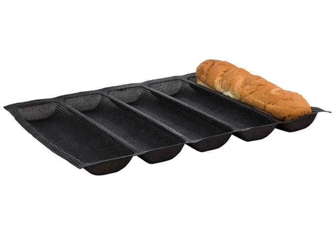 Winco SBF-5K 5-Roll Silicone Bread Pan - Black