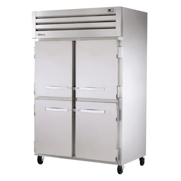 True STA2H-4HS 52" Reach-In Solid Swing Door Heated Cabinet - 3000W